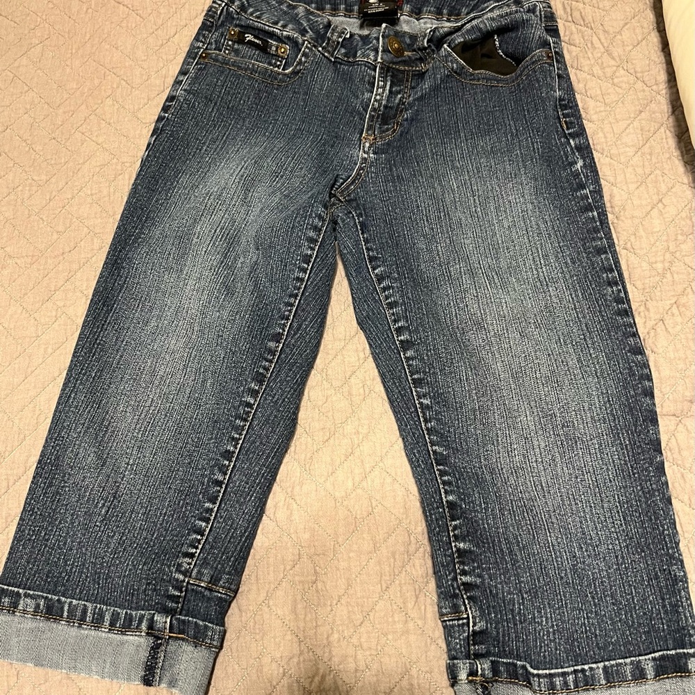 Women’s Capris